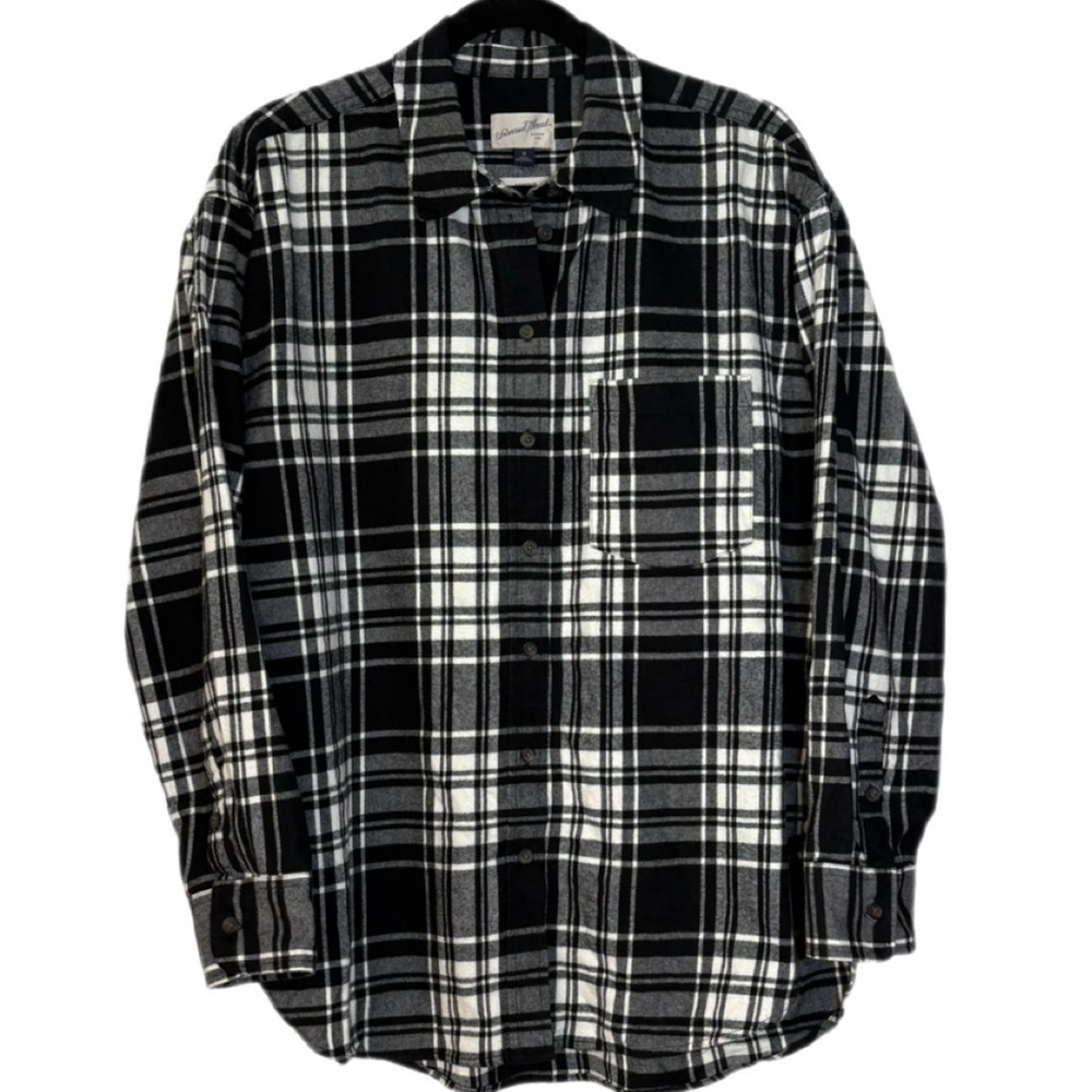 Universal Tread Flannel Black White Plaid Button-Up Shirt Size Medium NWT